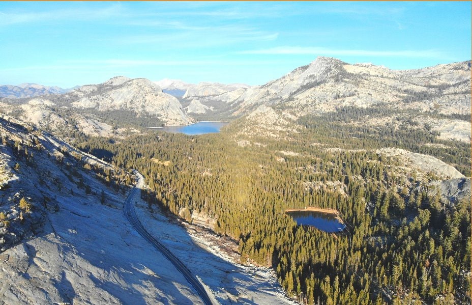 Yosemite-backroad-lakes-sights-things-tosee.jpg